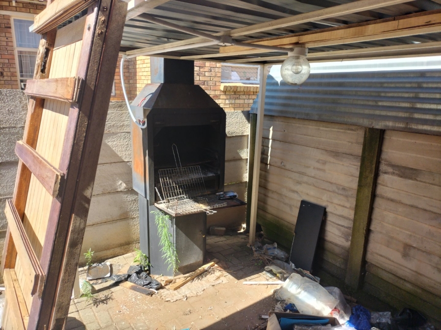 To Let 2 Bedroom Property for Rent in Fleurdal Free State